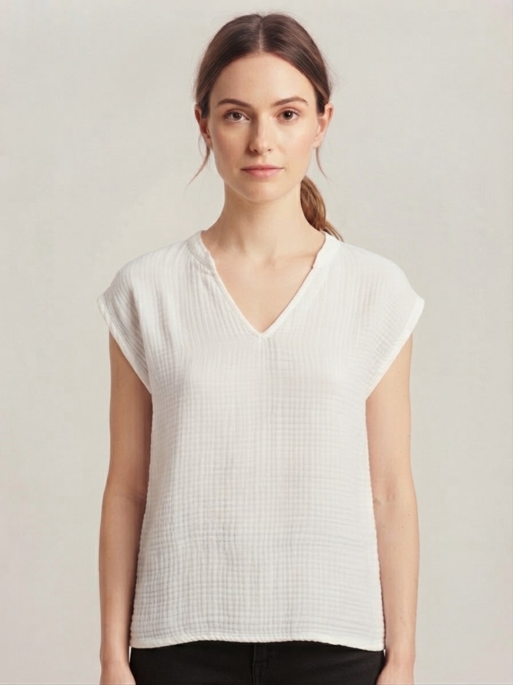 MICHAEL STARS Textured V-Neck Gauze Top S 19.5” p2p White $98 Retail EUC